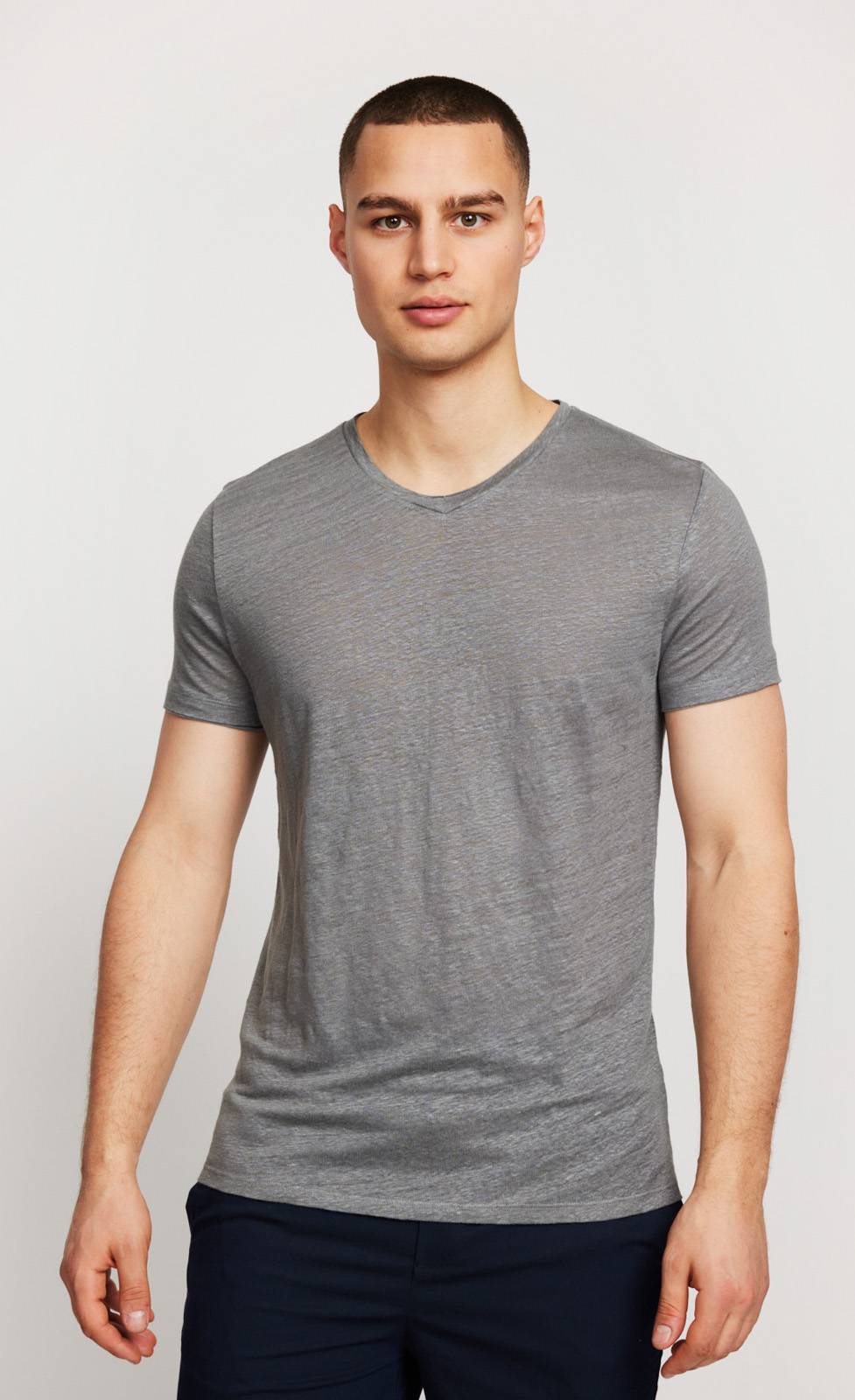 Kiefermann Flynn Leinen V-Ausschnitt-T-Shirt Letzte 2 Tage