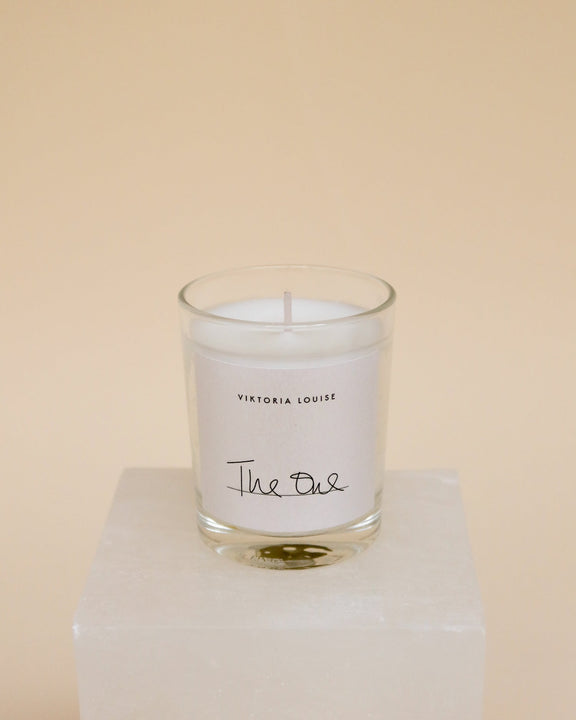 Viktoria Louise THE ONE scented candle bundles Neueste Mode