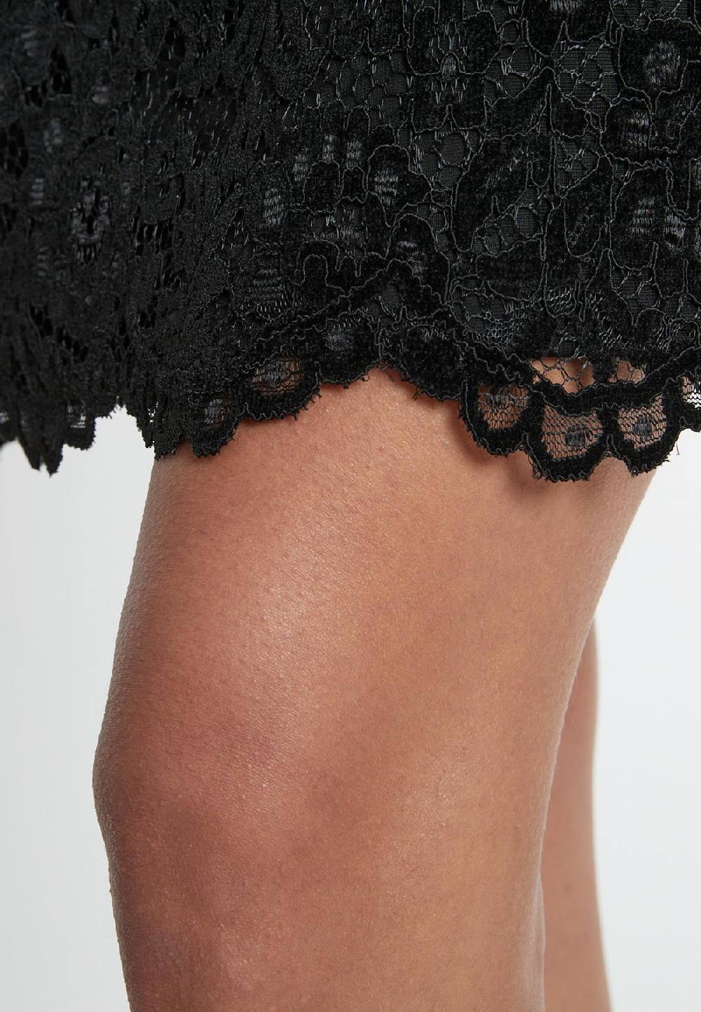 Ana Alcazar Spitzenkleid Sahea Bestseller