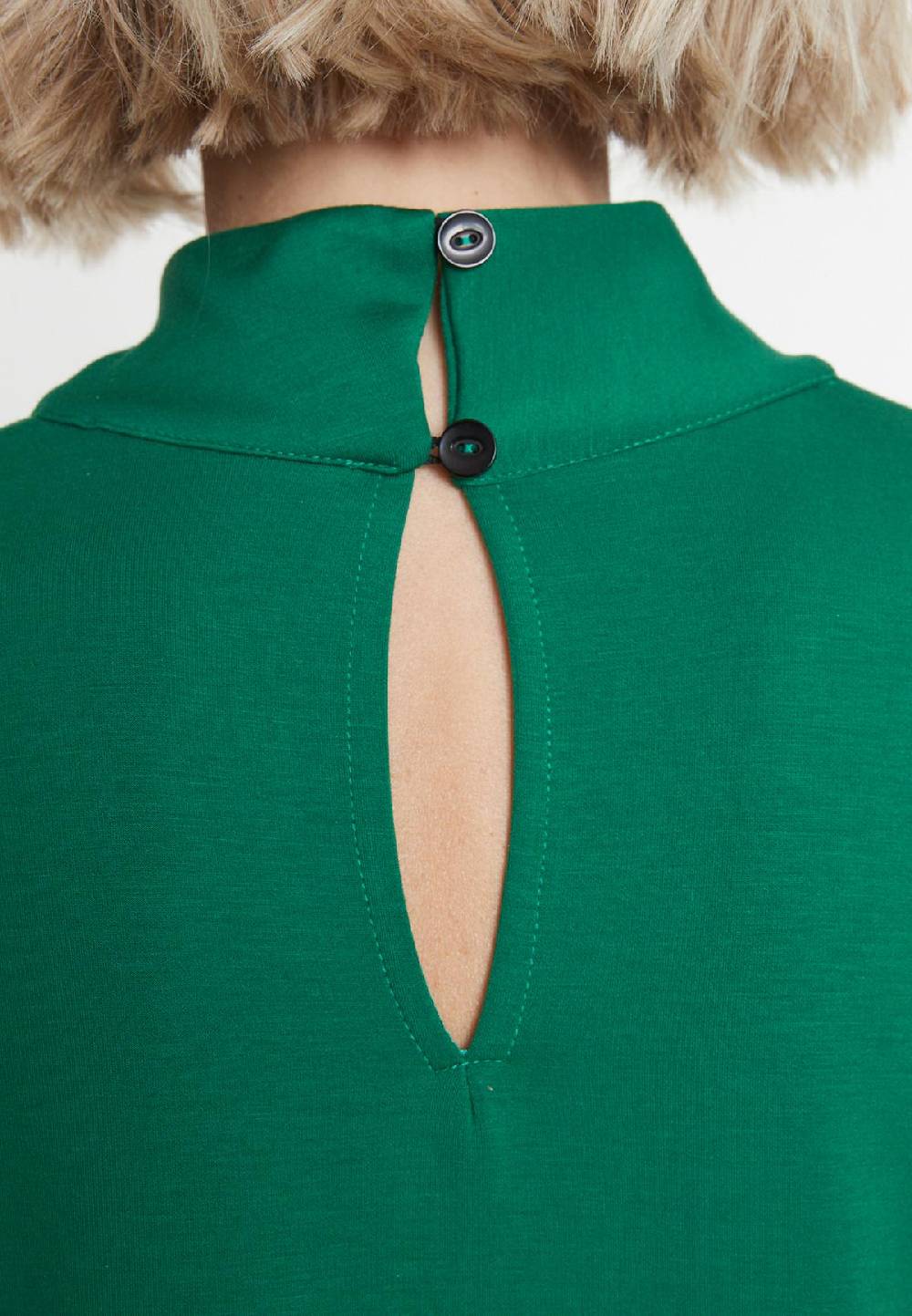 Ana Alcazar Longtop Menka Nur noch ein Tag übrig
