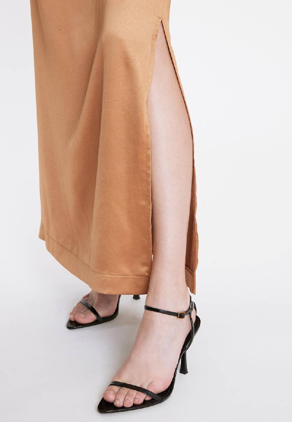 Ana Alcazar Neckholderkleid Pahamy Große Rabatte