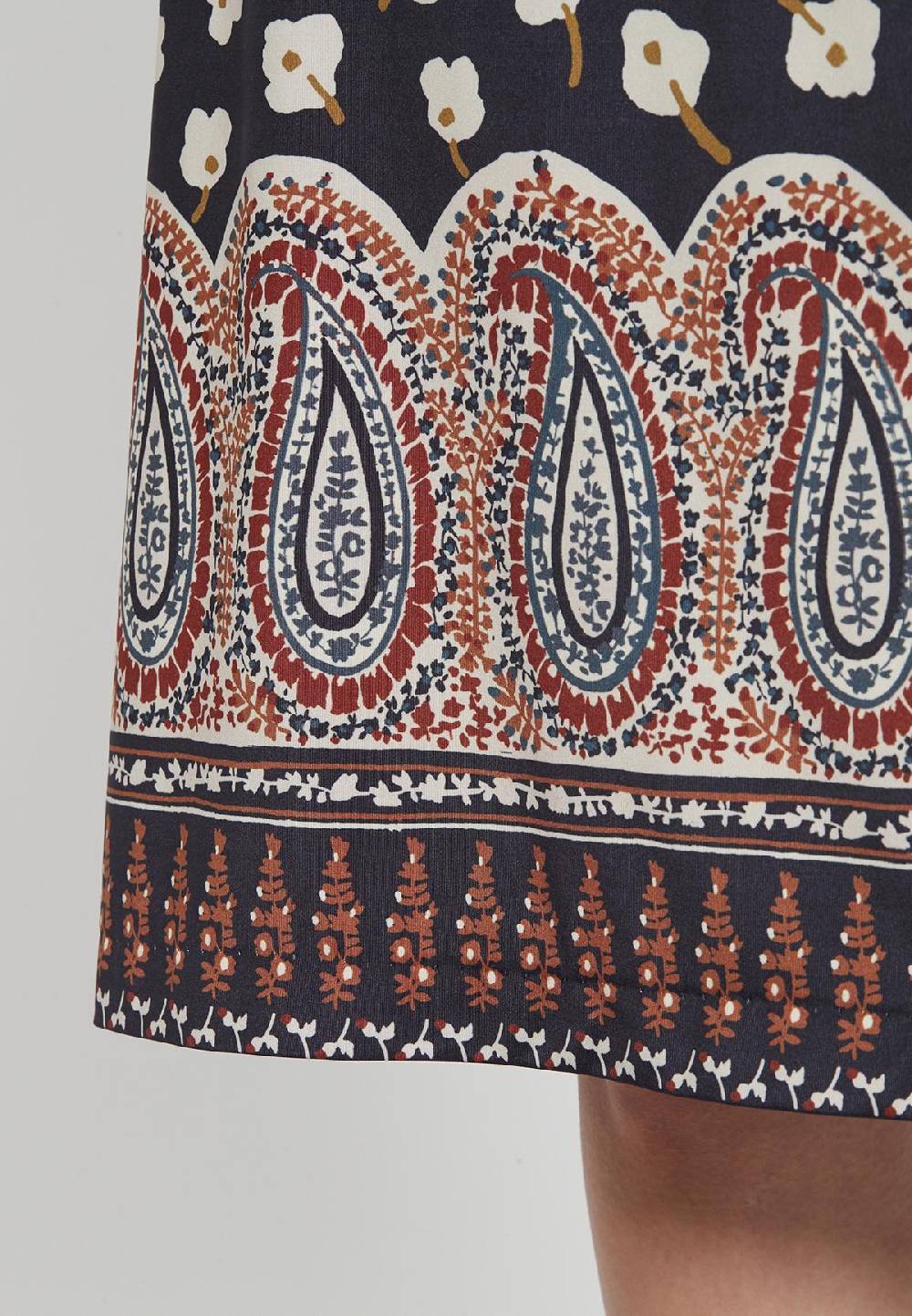 Ana Alcazar Empirekleid Epunia Flash Sale
