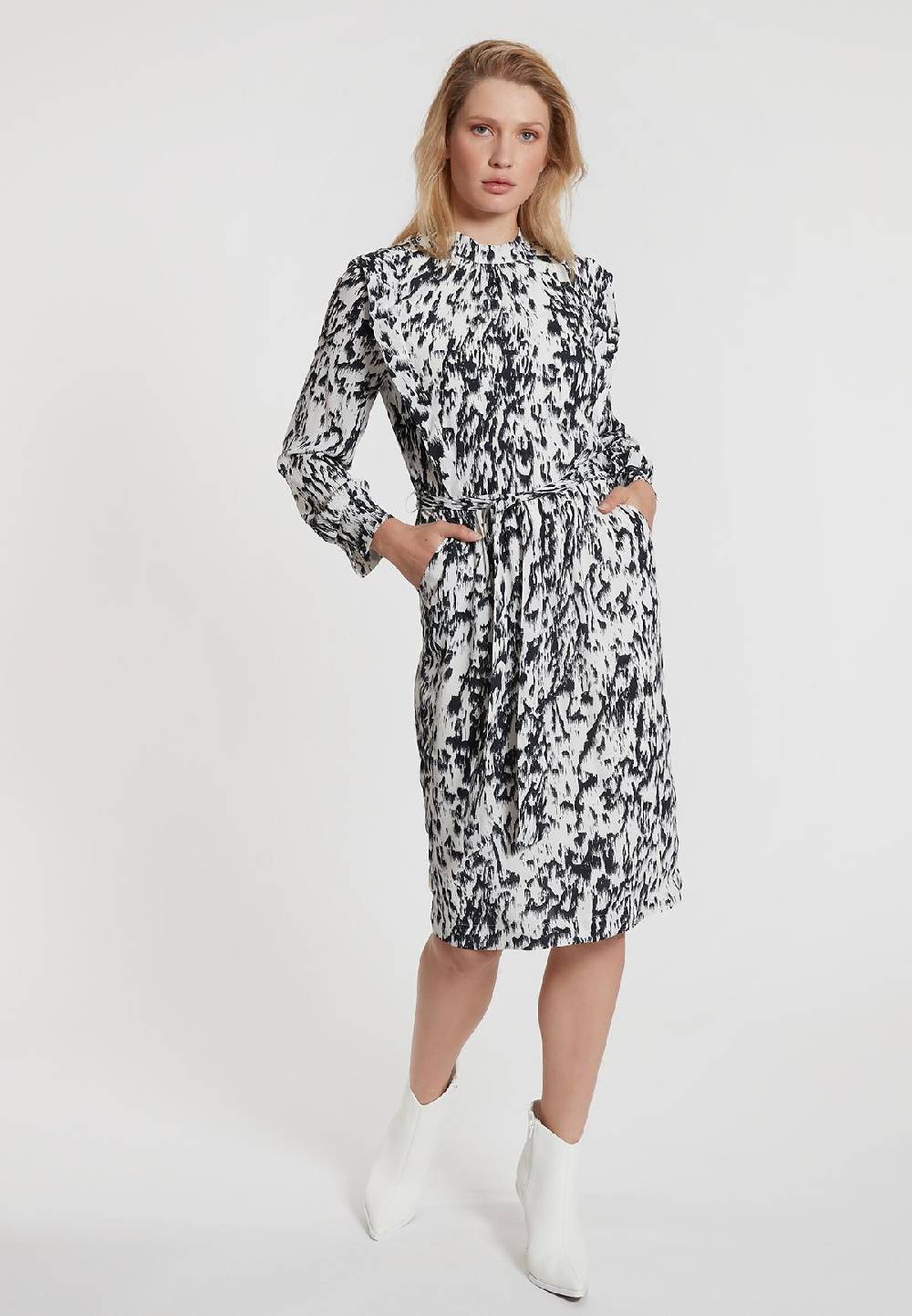 Ana Alcazar Tailliertes Kleid Edoska Cyber Monday