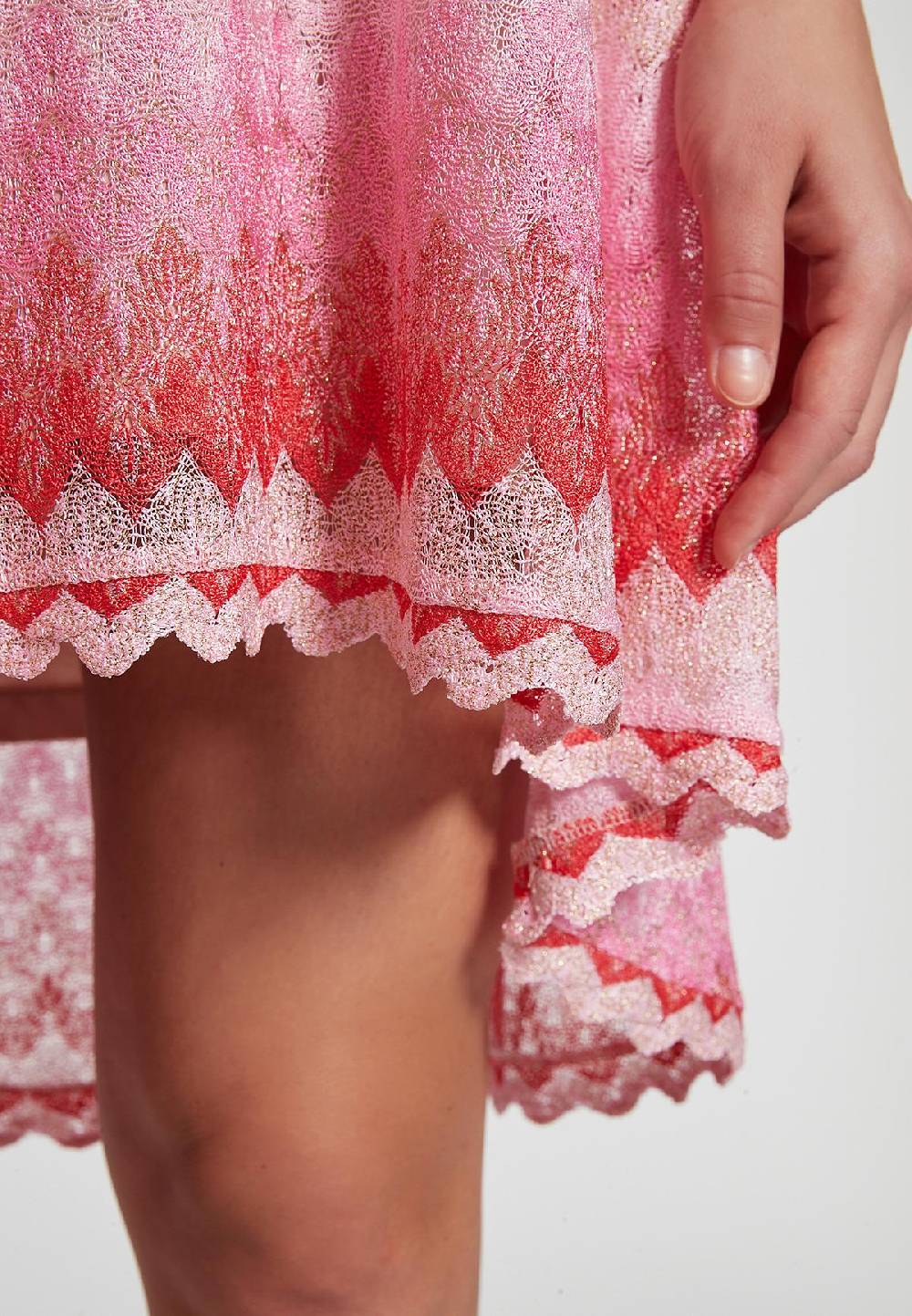 Ana Alcazar Asymmetrisches Kleid Fosina Letzter Tag