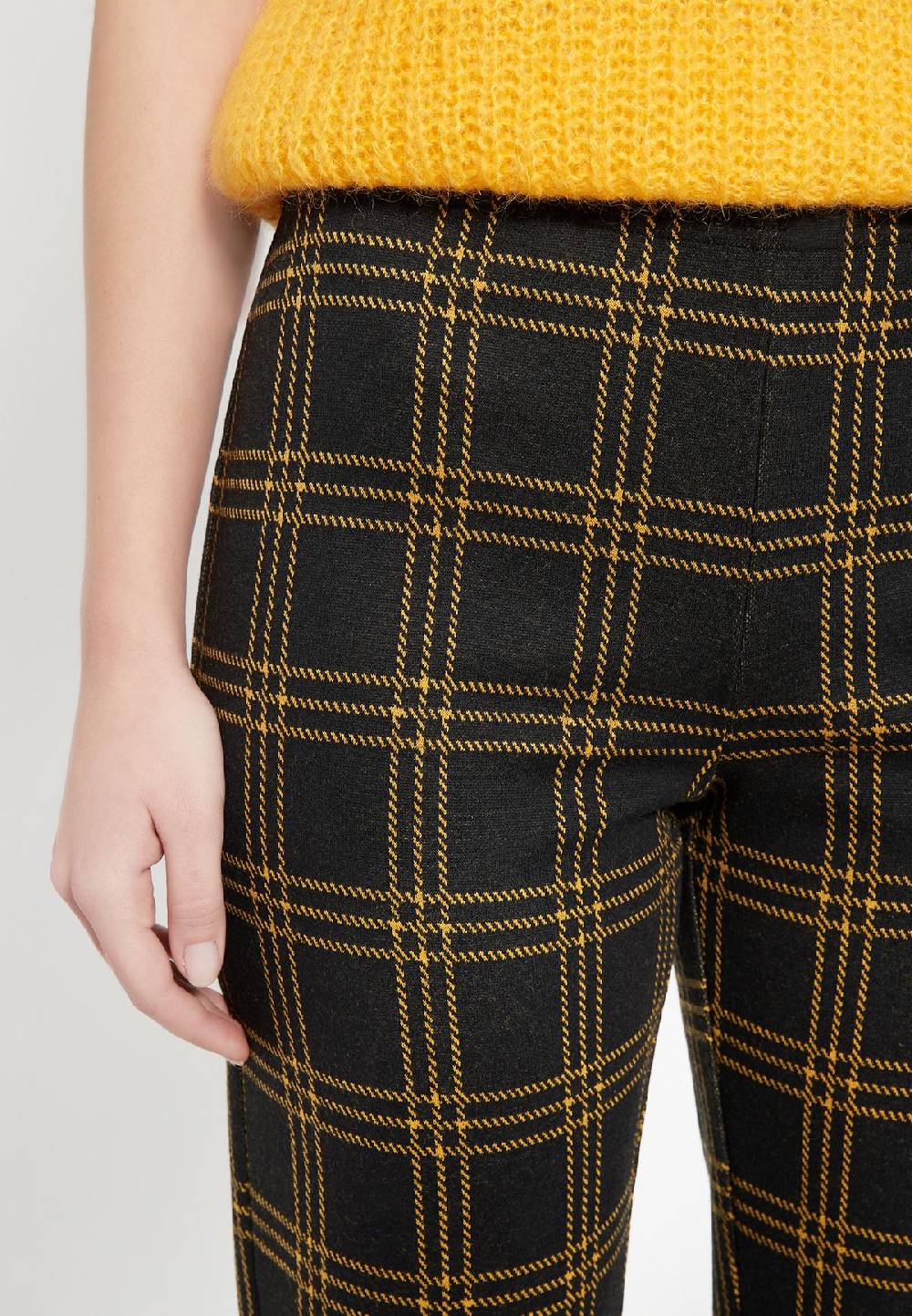 Ana Alcazar Karohose Bemmi im Angebot