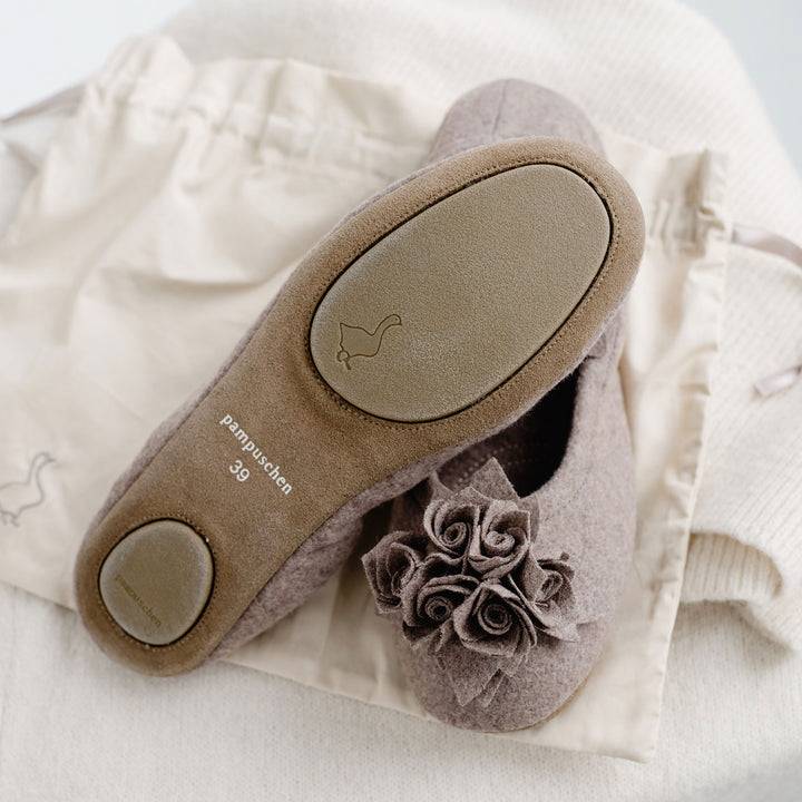 Pampuschen Grace wool trüffel Neueste Mode