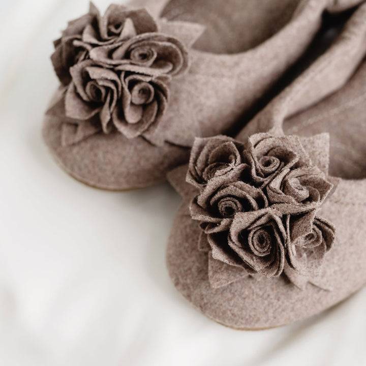 Pampuschen Grace wool trüffel Neueste Mode
