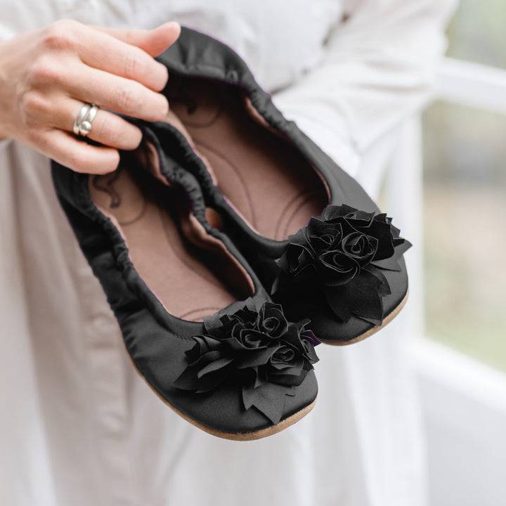 Pampuschen Grace satin schwarz Große Rabatte