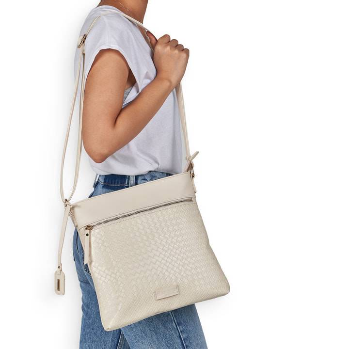 Remonte Artikelnummer Q0621-60 remonte Handtasche vanillebeige zollfrei
