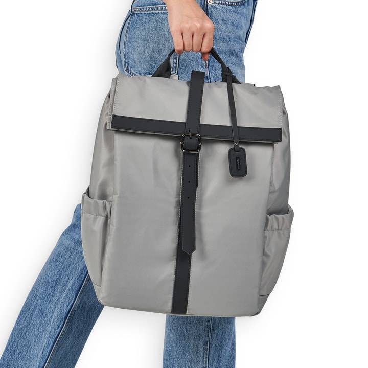 Remonte Artikelnummer Q0522-40 remonte Rucksack staubgrau Exklusivangebot