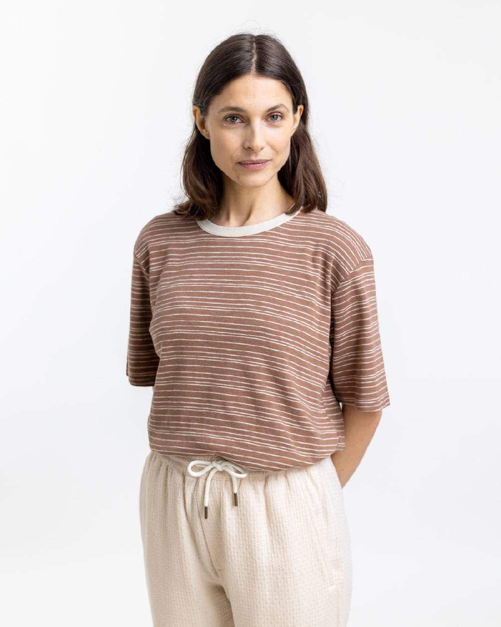 Rotholz Gestreiftes T-Shirt Braun Neueste Mode