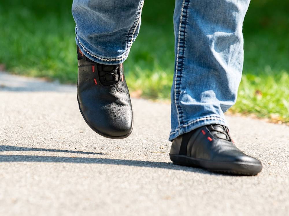 Sole Runner Pflegehinweise für SOLE RUNNER® Barfußschuhe Kauf eins, bekomm eins gratis