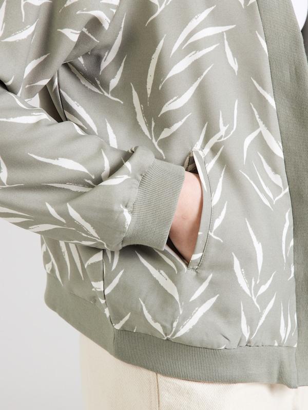 ABOUT YOU ABOUT YOU Jacke 'Maja' in Pastellgrün Speichern exportieren