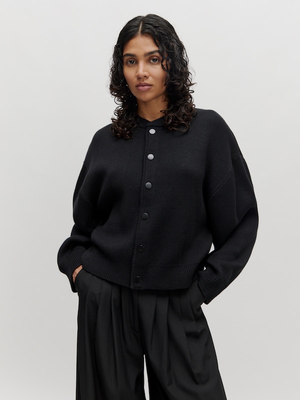EDITED EDITED Bomberjacke 'Aniela' (GRS) in Schwarz Black Friday