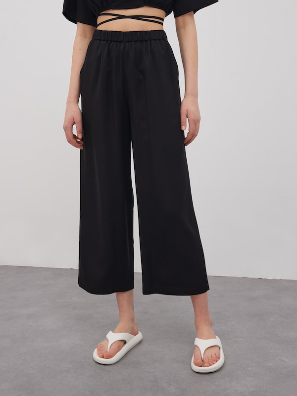 EDITED EDITED Wide Leg Hose 'Nona' in Schwarz Vatertagsangebot