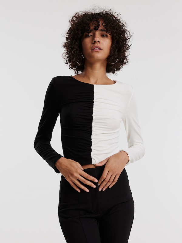 EDITED EDITED Shirt 'Karolina' in Schwarz Valentinstagsangebot