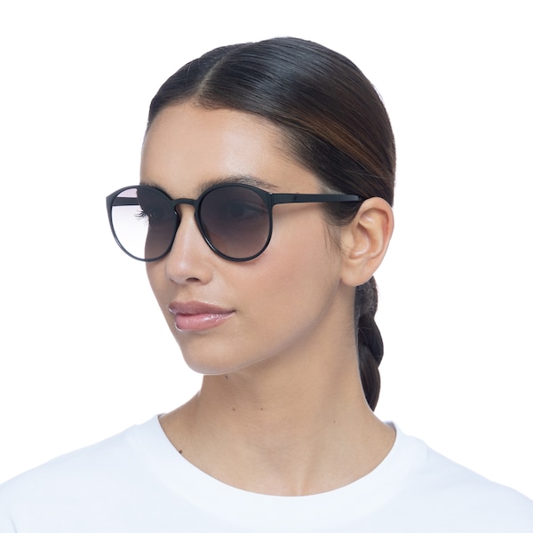 LE SPECS LE SPECS Sonnenbrille 'Swizzle' in Schwarz Vierteljährliche Förderung