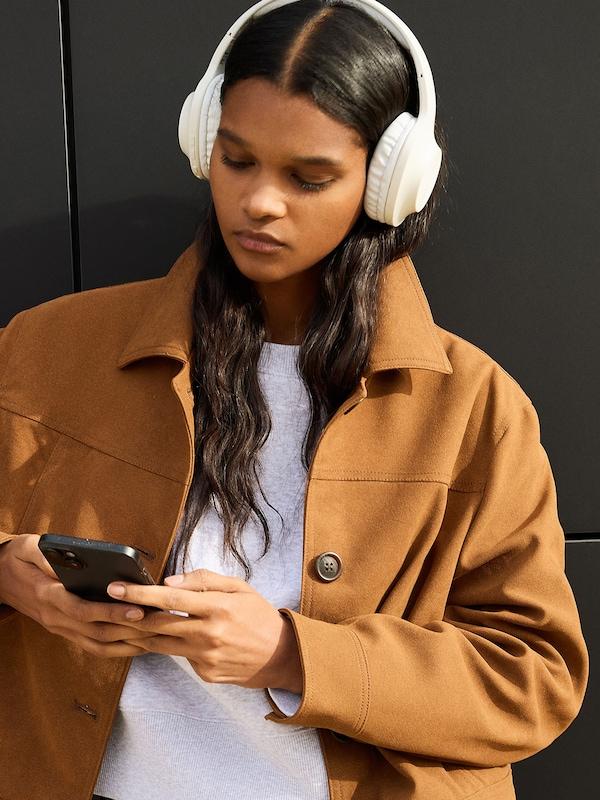 Bershka Bershka Jacke in Umbra Große Rabatte