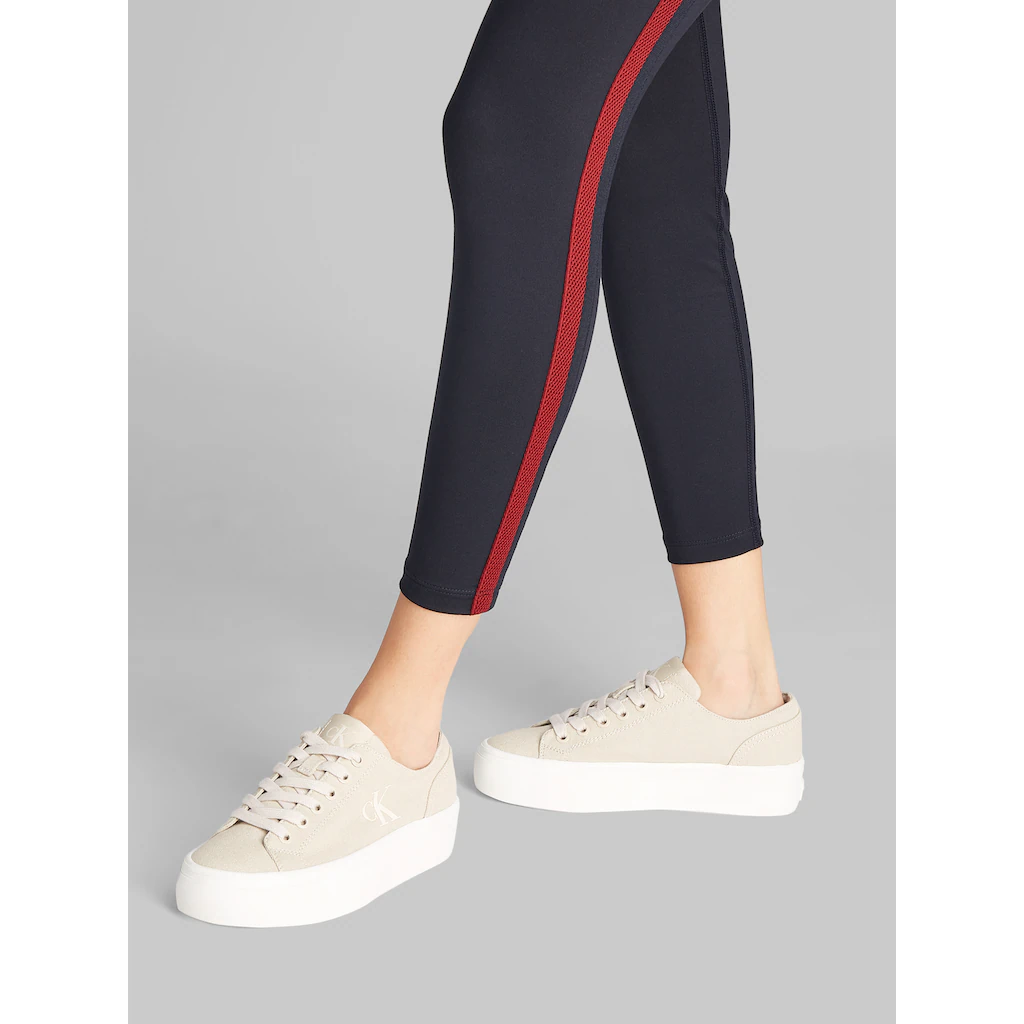 Calvin Klein Jeans Plateausneaker »VULC FLATFORM LOW CV MG« Schnürschuh Freizeitschuh Halbschuh mit seitlichem Logo bestellen Speichern exportieren