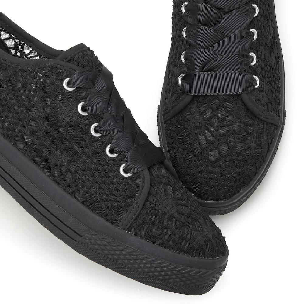 LASCANA Sneaker mit leichter Plateausohle und Spitze Schnürhalbschuhe Freizeitschuhe Bis zu 55% Rabatt